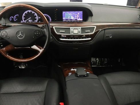 Used 2012 Mercedes-Benz S 550 4MATIC image 9