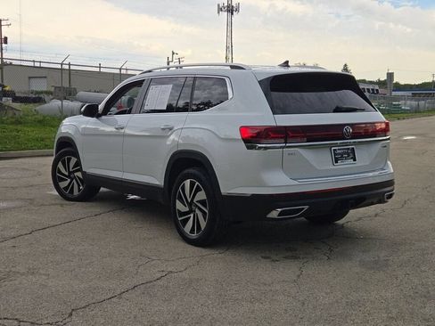 Used 2024 Volkswagen Atlas SEL AWD/4WD image 14