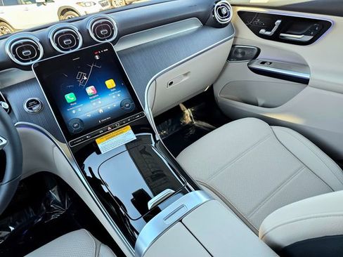 New 2026 Mercedes-Benz GLC 300 4MATIC image 32