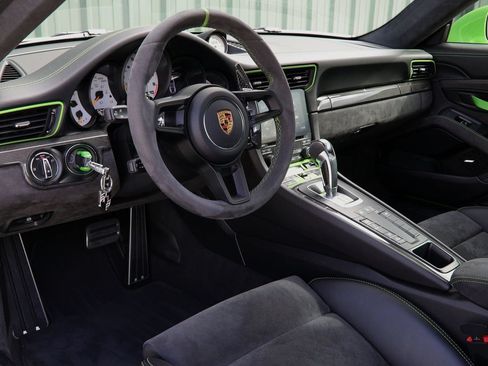 Used 2019 Porsche 911 GT3 RS RWD image 18