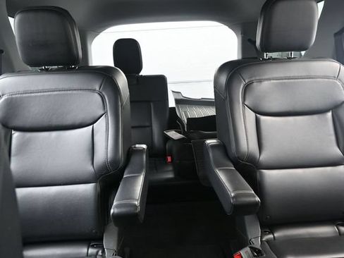 Used 2021 Ford Explorer XLT w/ Equipment Group 202A RWD image 33