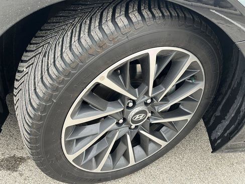 Used 2020 Hyundai Sonata Limited image 17