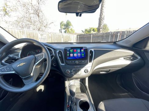 Used 2024 Chevrolet Malibu LT image 35