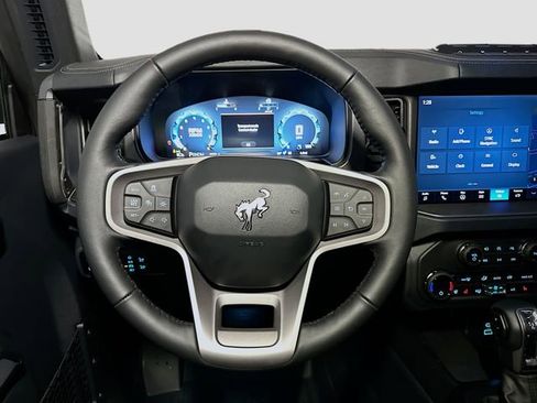 New 2025 Ford Bronco Badlands image 21