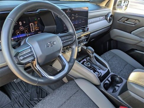 Used 2024 Chevrolet Colorado ZR2 w/ Safety Package image 18