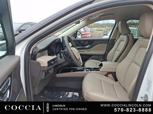 Certified 2023 Lincoln Corsair AWD image 13