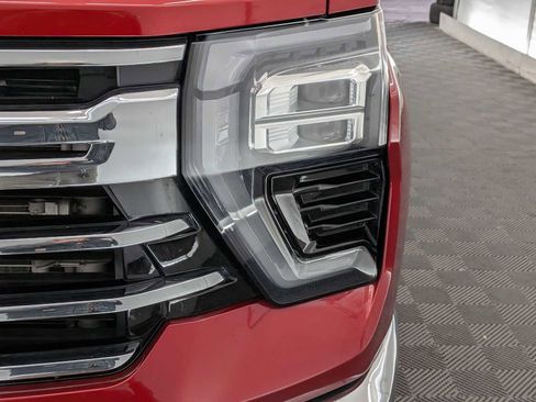 Used 2024 Chevrolet Silverado 2500 LTZ w/ LTZ Convenience Package image 10