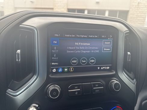 Used 2021 Chevrolet Silverado 1500 LT image 14