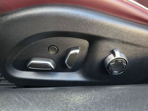 Used 2022 Cadillac CT4 V image 14