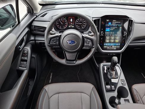 Used 2025 Subaru Crosstrek 2.5i Limited AWD/4WD image 13