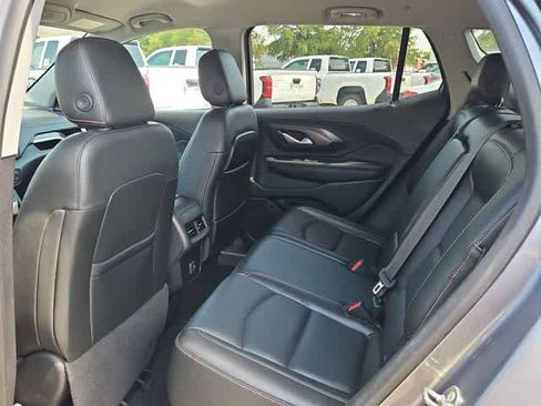 Used 2019 GMC Terrain SLT w/ Preferred Package FWD image 16