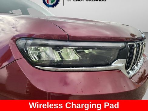 Used 2025 Jeep Grand Cherokee Laredo X w/ Luxury Tech Group I image 13