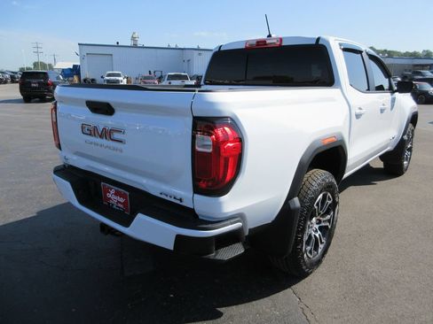 Certified 2024 GMC Canyon AT4 AWD/4WD image 6