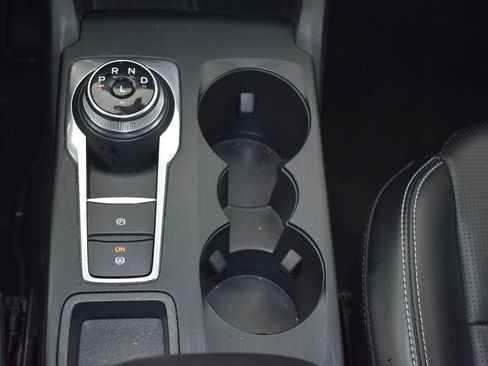 Used 2023 Ford Escape Platinum image 17