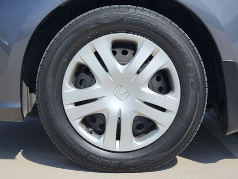 Used 2011 Honda Fit image 11