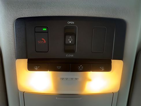 Used 2023 Nissan Altima 2.5 SR w/ SR Premium Package image 26