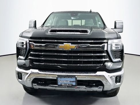 New 2025 Chevrolet Silverado 3500 LTZ w/ LTZ Premium Package AWD/4WD image 2