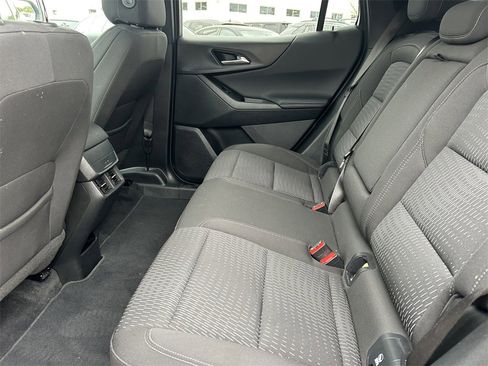 Used 2025 Chevrolet Equinox LT image 14