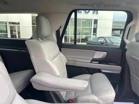New 2026 Ford Expedition Max Active image 13