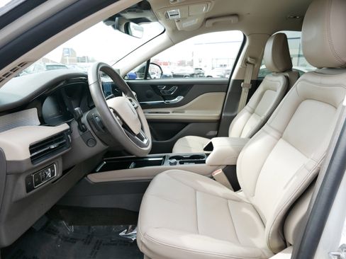 Used 2023 Lincoln Corsair FWD w/ Equipment Group 101A image 32