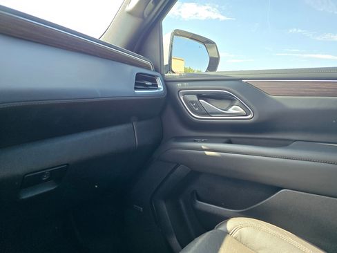 Used 2024 Chevrolet Tahoe High Country w/ Advanced Technology Package AWD/4WD image 58