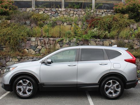 Used 2018 Honda CR-V EX image 6