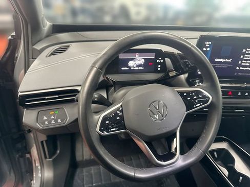 Certified 2023 Volkswagen ID.4 Pro S AWD/4WD image 12