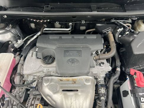 Used 2017 Toyota RAV4 XLE AWD/4WD image 25