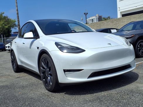 Used 2022 Tesla Model Y Performance AWD/4WD image 30