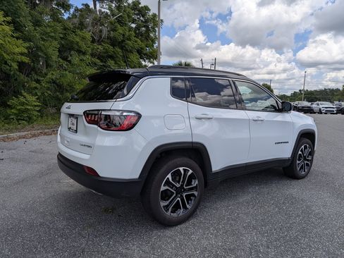 Certified 2023 Jeep Compass Limited AWD/4WD image 3