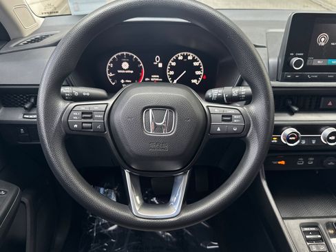 Used 2024 Honda CR-V EX image 27