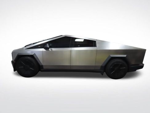 Used 2024 Tesla Cybertruck AWD Crew Cab image 2