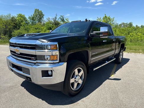 Used 2019 Chevrolet Silverado 2500 LTZ w/ Duramax Plus Package AWD/4WD image 1