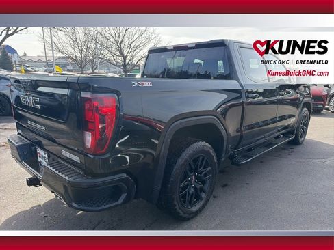 Used 2022 GMC Sierra 1500 Elevation w/ LPO, Elevation Black Package image 5