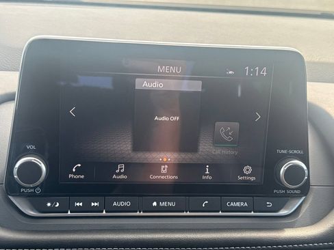 Certified 2025 Nissan Rogue SV w/ SV Premium Package AWD/4WD image 9