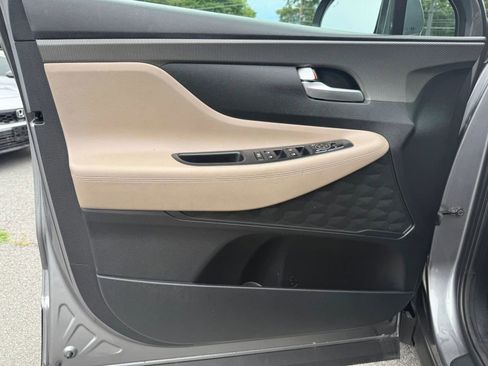 Used 2019 Hyundai Santa Fe SE FWD image 9