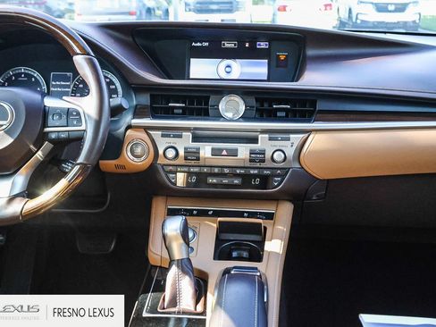 Used 2016 Lexus ES 350 w/ Navigation System Package FWD image 14