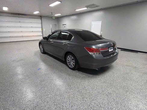 Used 2011 Honda Accord EX image 5