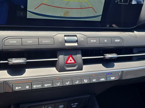 New 2026 Kia K4 FWD image 24