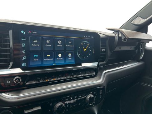 Used 2025 Chevrolet Silverado 1500 High Country image 21