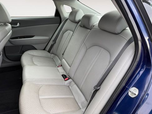 Used 2018 Kia Optima EX w/ Premium Package image 13