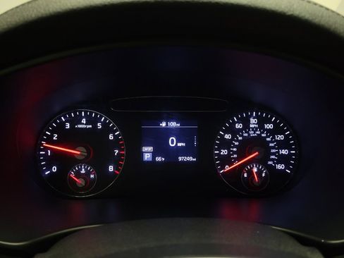 Used 2019 Kia Sorento L image 23