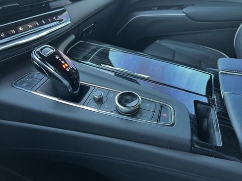 Certified 2023 Cadillac Escalade Sport w/ Touring Package image 19