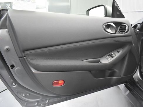 New 2025 Nissan Z Sport w/ Floor Mat Package image 13