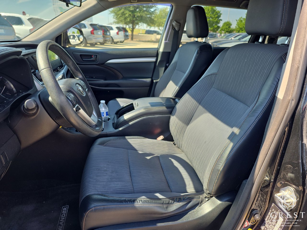 Used 2015 Toyota Highlander Plus FWD image 6