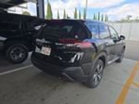 Used 2023 Nissan Rogue SL AWD/4WD image 7