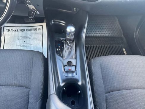 Used 2018 Toyota C-HR XLE image 18
