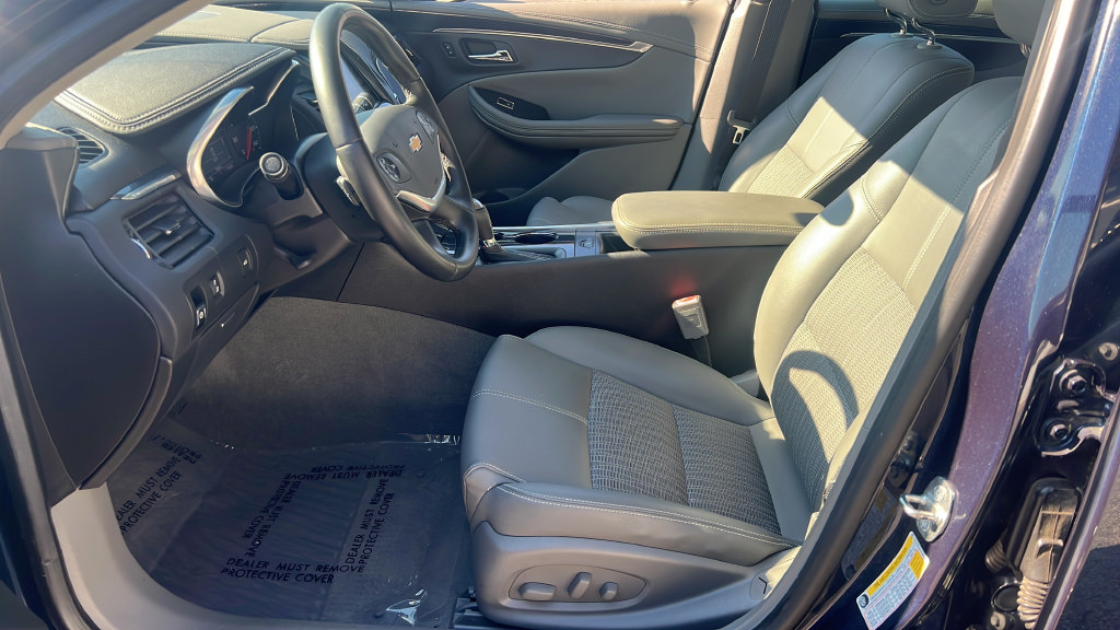 Used 2019 Chevrolet Impala LT FWD image 5