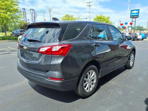 Used 2021 Chevrolet Equinox LS FWD image 22