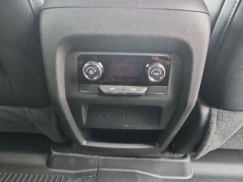 New 2026 Chevrolet Traverse LT w/ Midnight/Sport Edition image 22